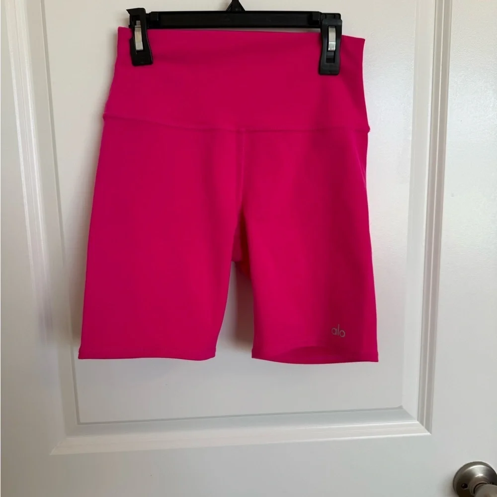ALO 7” High-Waist Biker Short XS
